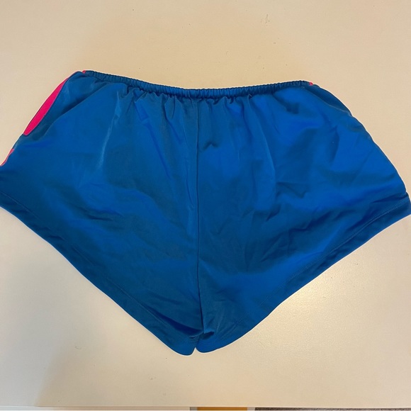 ADIDAS ORIGINALS WOMEN'S 3D TREFOIL SHORTS ~SIZE MEDIUM #GM8513 - Picture 5 of 10